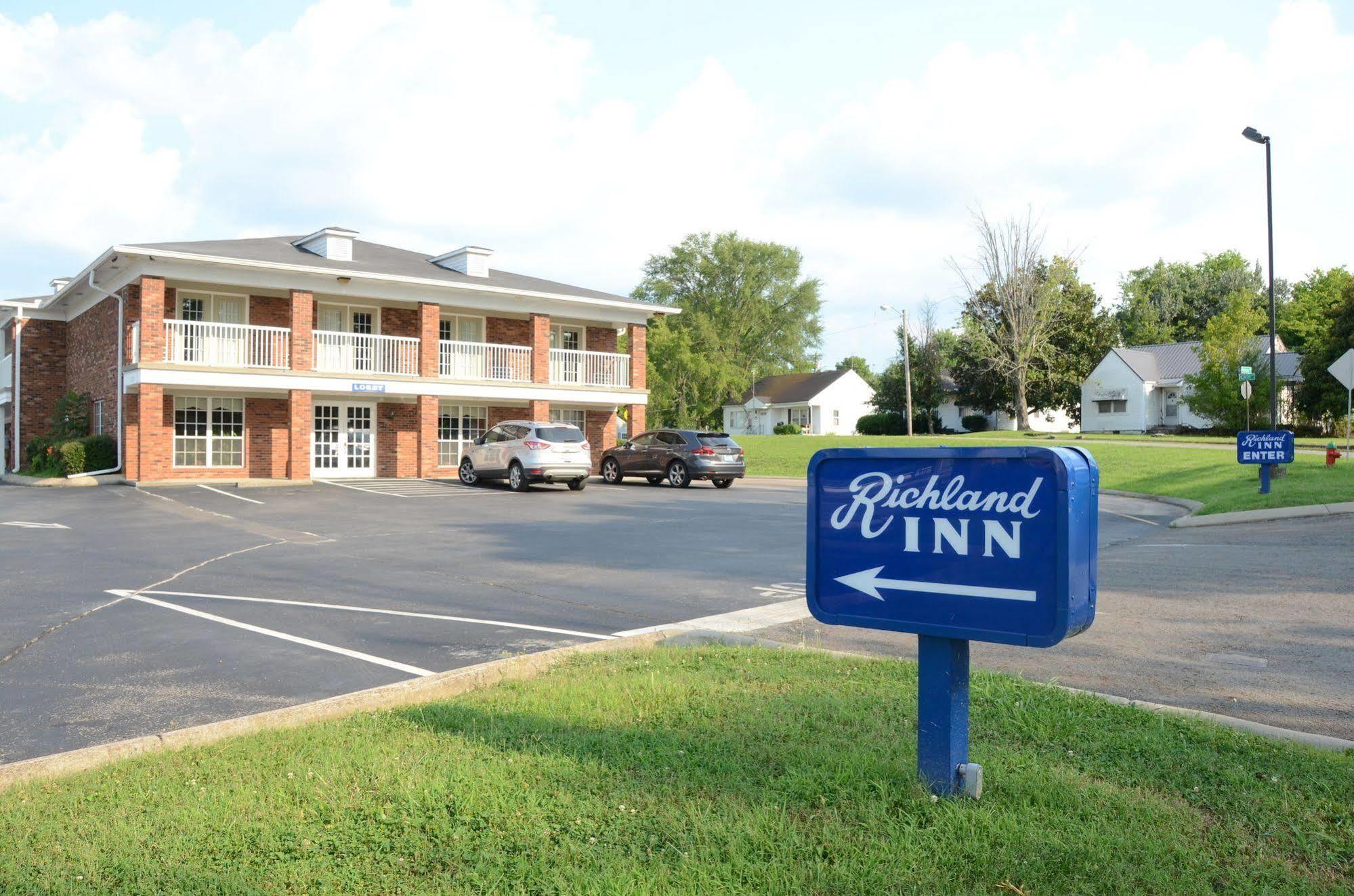 Richland Inn - Lewisburg Bagian luar foto